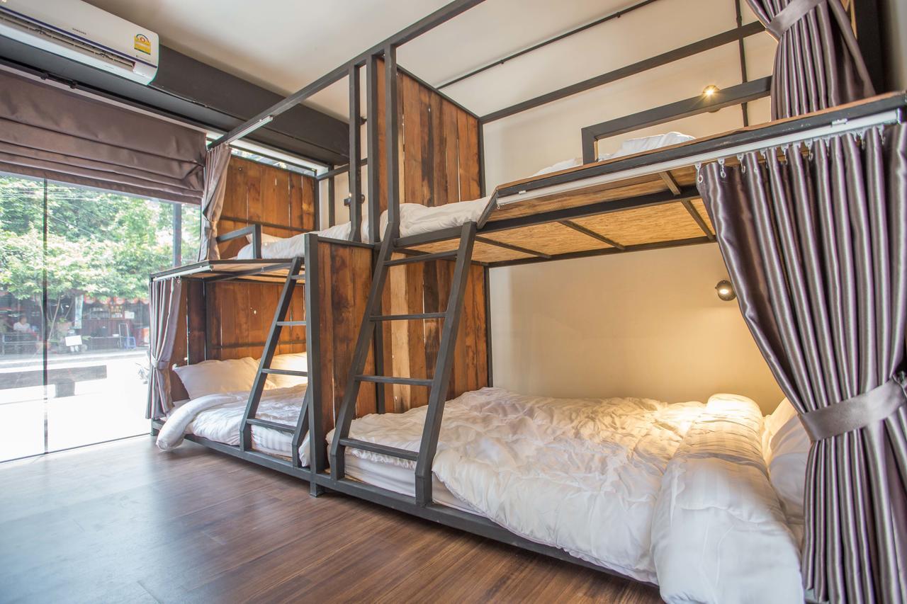 Sleep With You - Hatch Co-Living And Co-Working Space Чиангмай Экстерьер фото