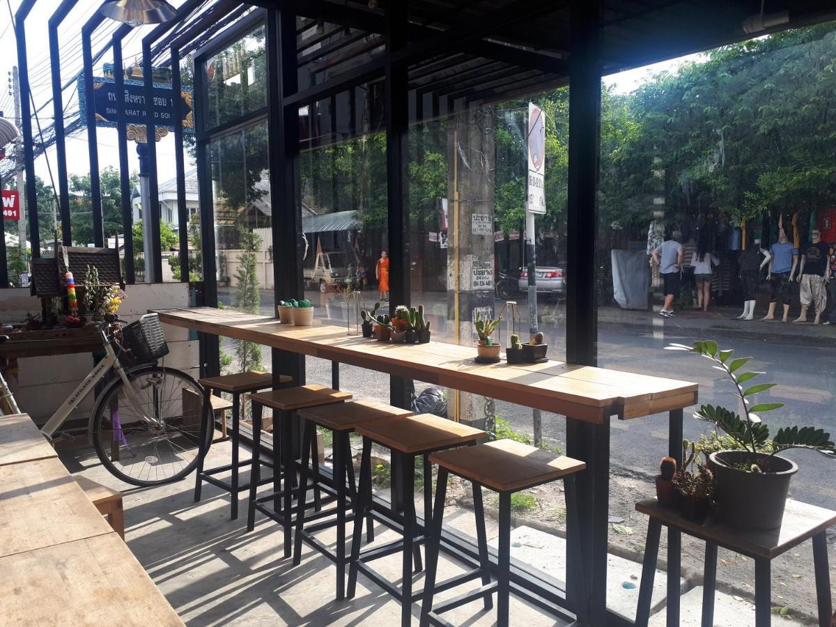 Sleep With You - Hatch Co-Living And Co-Working Space Чиангмай Экстерьер фото